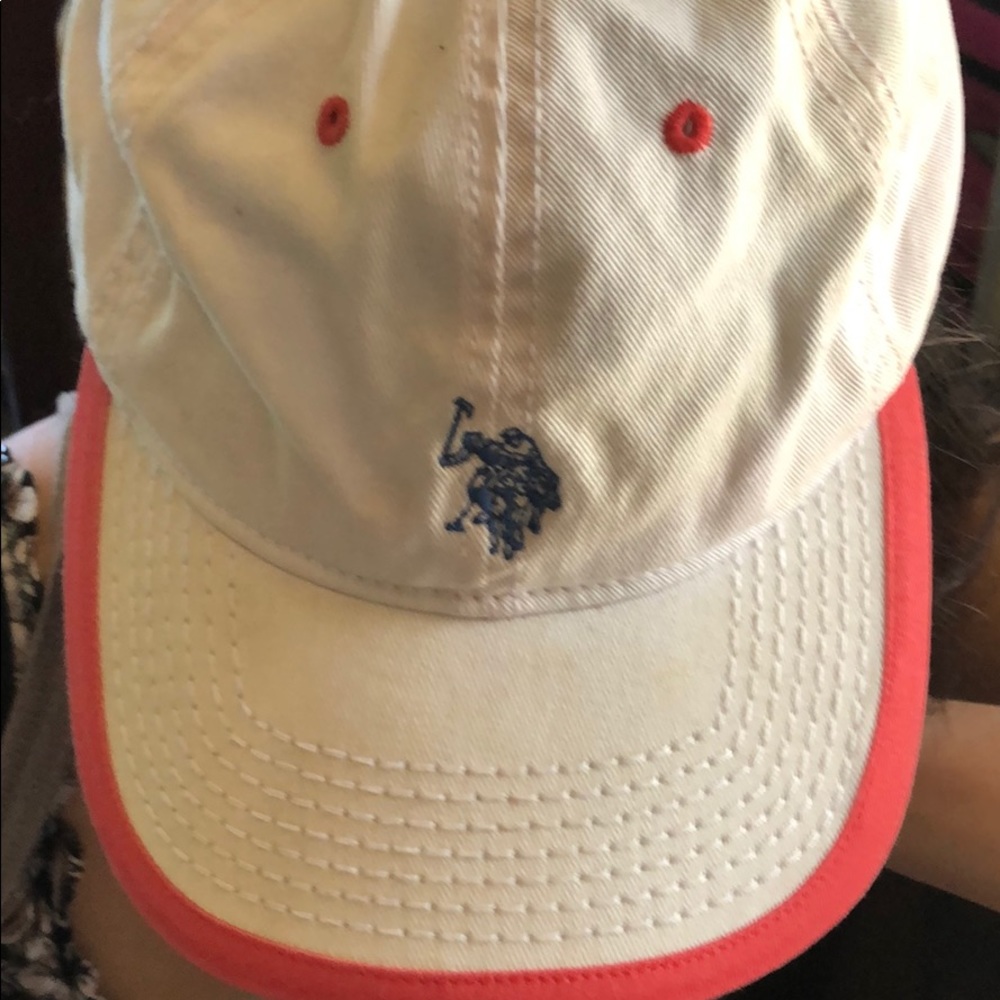 Hat - Picture 2 of 3